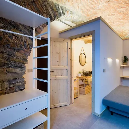 Rock & Wood - & * La Spezia